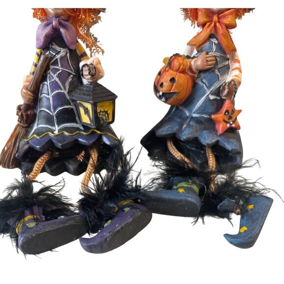 Set Of 2 Halloween Witch Figurines Broomsticks Lanterns Dangle Legs - Picture 4 of 6